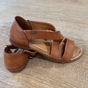 PIKOLINOS Brown Leather Sandals
